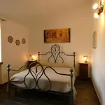 Scappo In Umbria, Le Salce