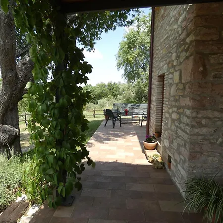 Scappo In Umbria, Le Salce Ferienhaus