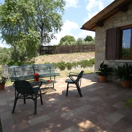 Scappo In Umbria, Le Salce * Civitella Del Lago