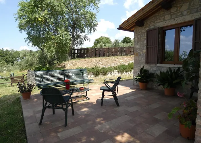 Scappo In Umbria, Le Salce * Civitella Del Lago